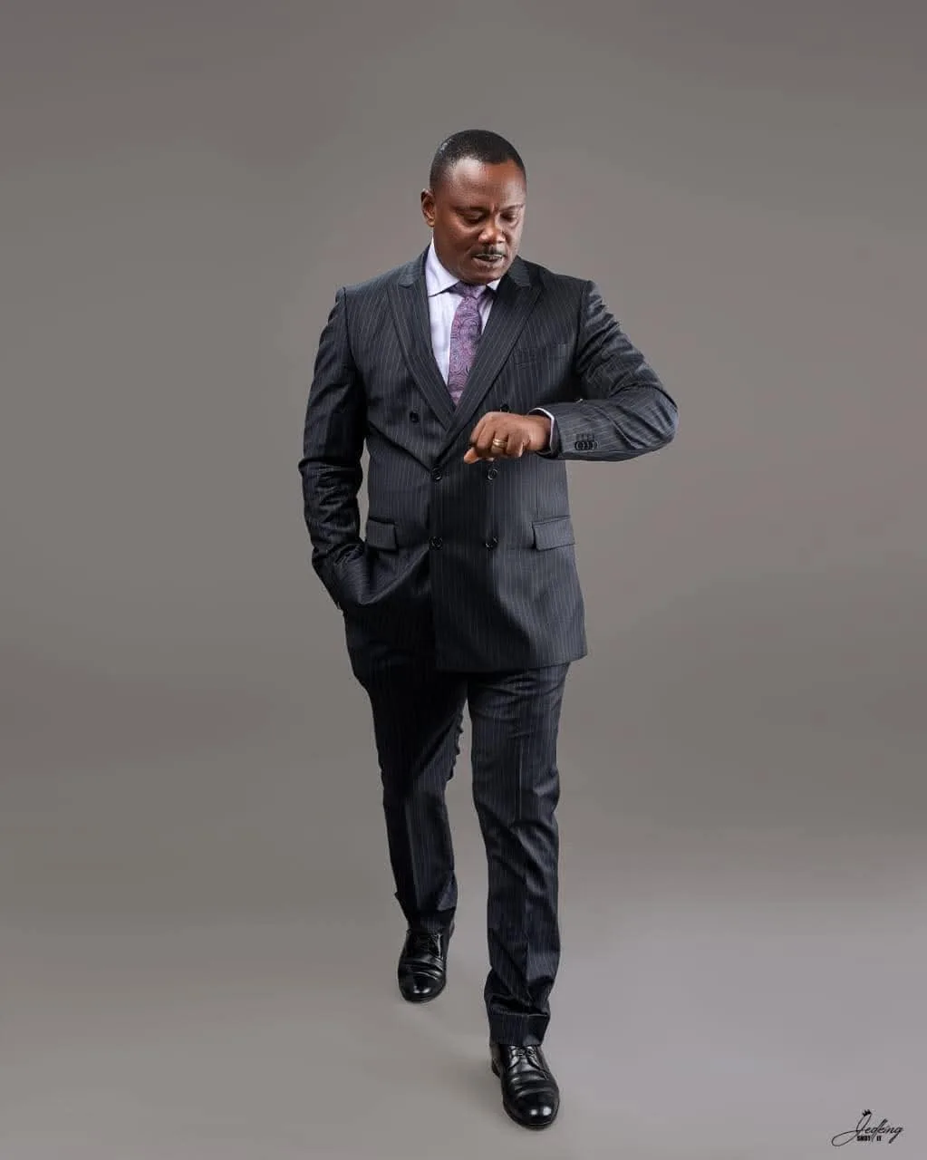 Jonathan Robinson Obuebite photograph